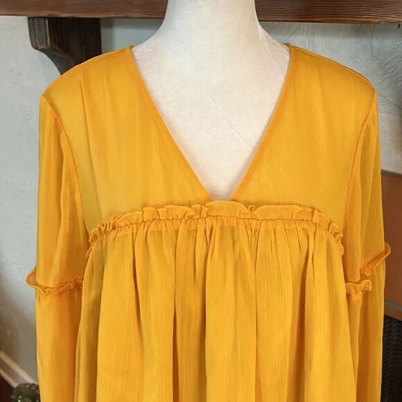 Tularosa Delphine Top, size M! - Picture 2 of 10